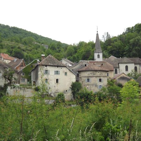 Gite La Petite Ecluse En Bord De Loue Lods Dış mekan fotoğraf